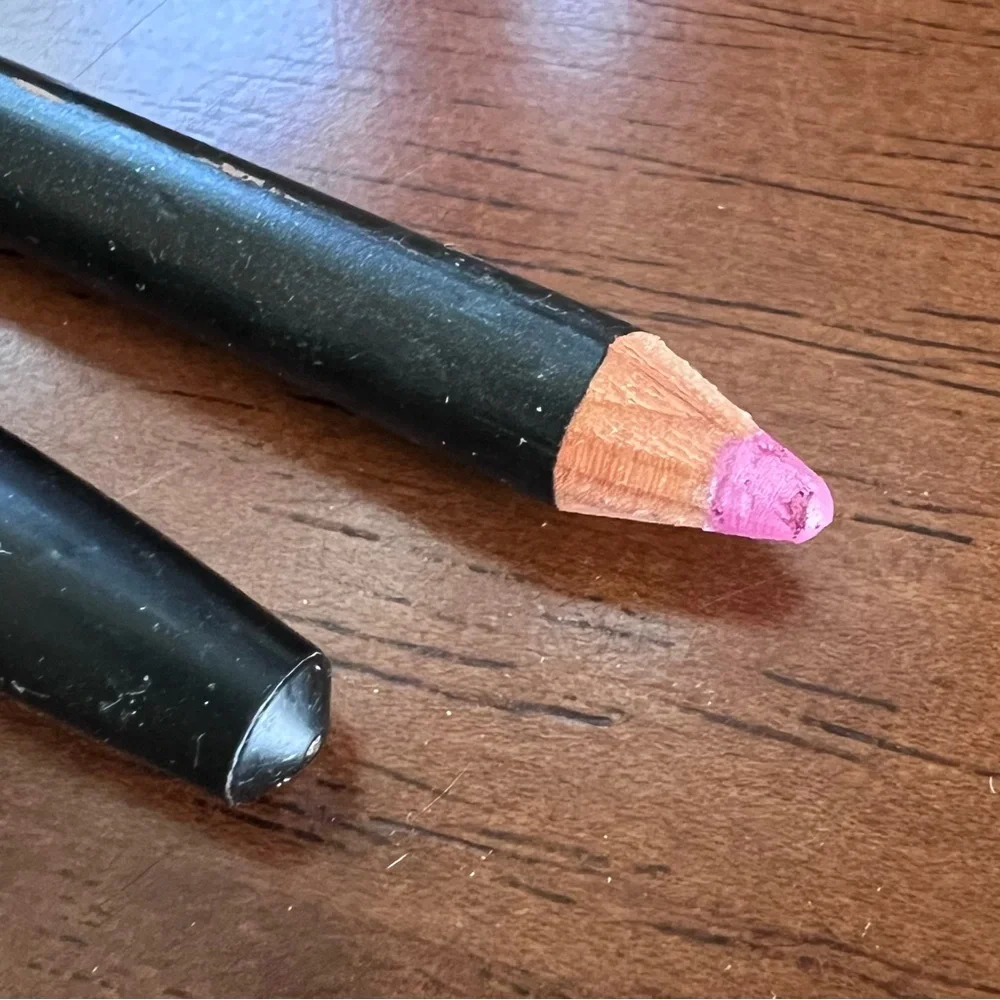 MAC Cosmetics MS PETUNIA Crayon Eye Kohl 2000s Eyeliner Discontinued